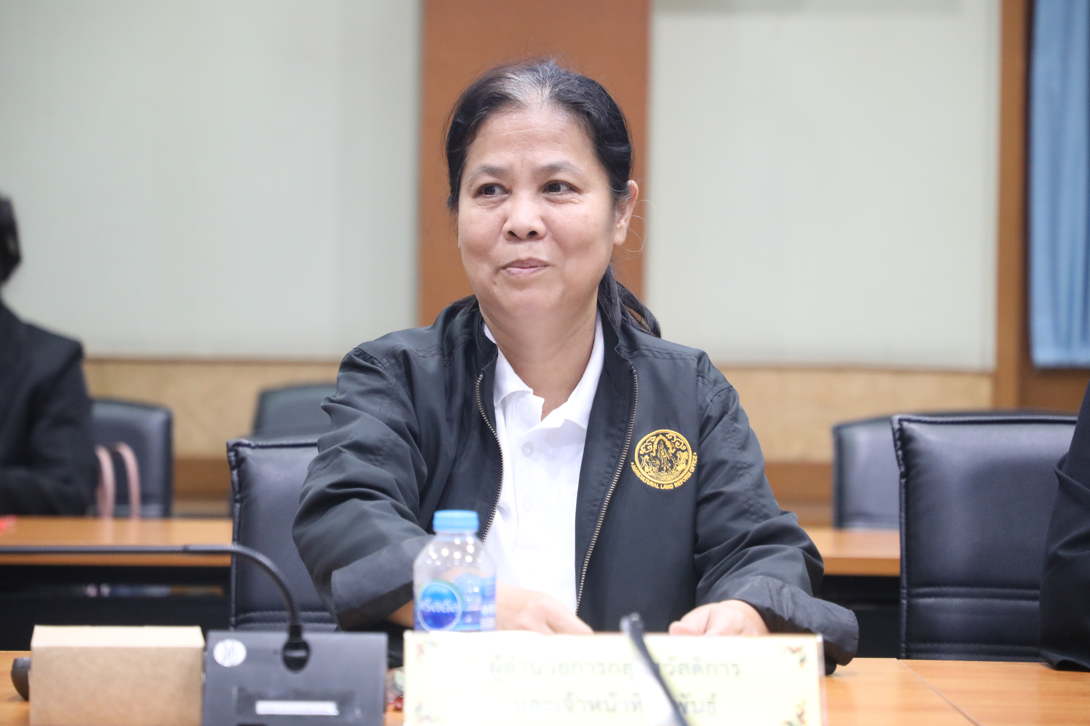 title - ส.ป.ก. ประชุม คกก. ดำเนินการจัดพิธีประกาศเกียรติคุณ ผู้เกษียณอายุราชการ สำนักงานการปฏิรูปที่ดินเพื่อเกษตรกรรม ประจำปีงบประมาณ พ.ศ. 2569 ครั้งที่ 1/2569